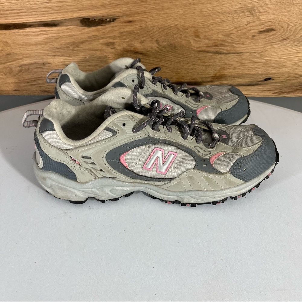 New Balance 472 Athletic Shoes Size 9